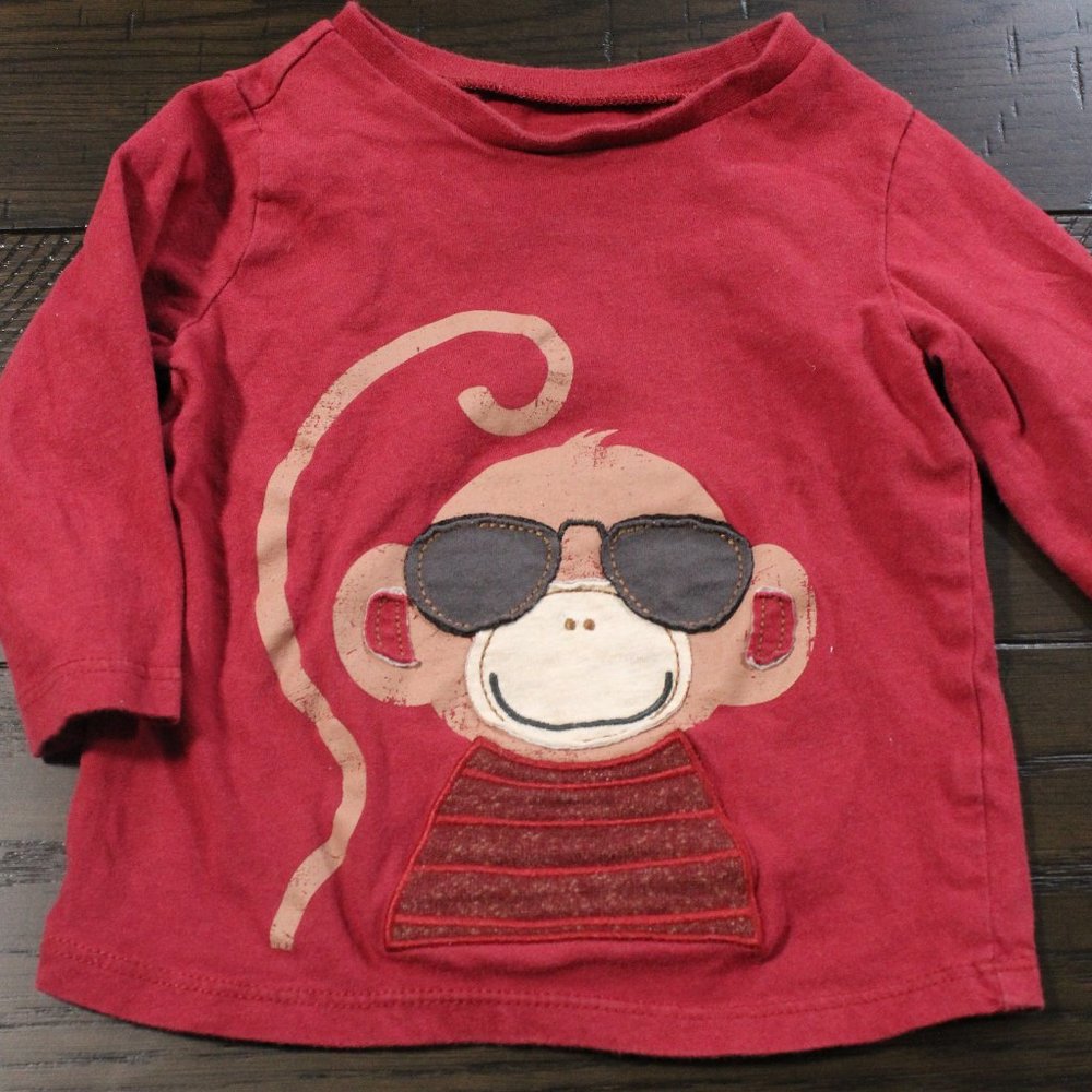 Kids/Baby Red Longsleeve Shirt 6-9 months